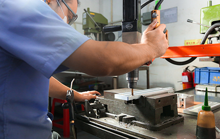 精密零件加（jiā）工如何預防磨損